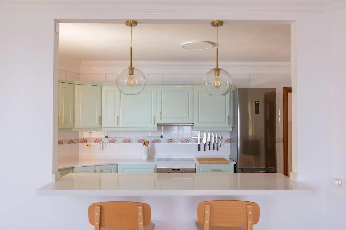 Radazul Beachfront Apartment Испания
