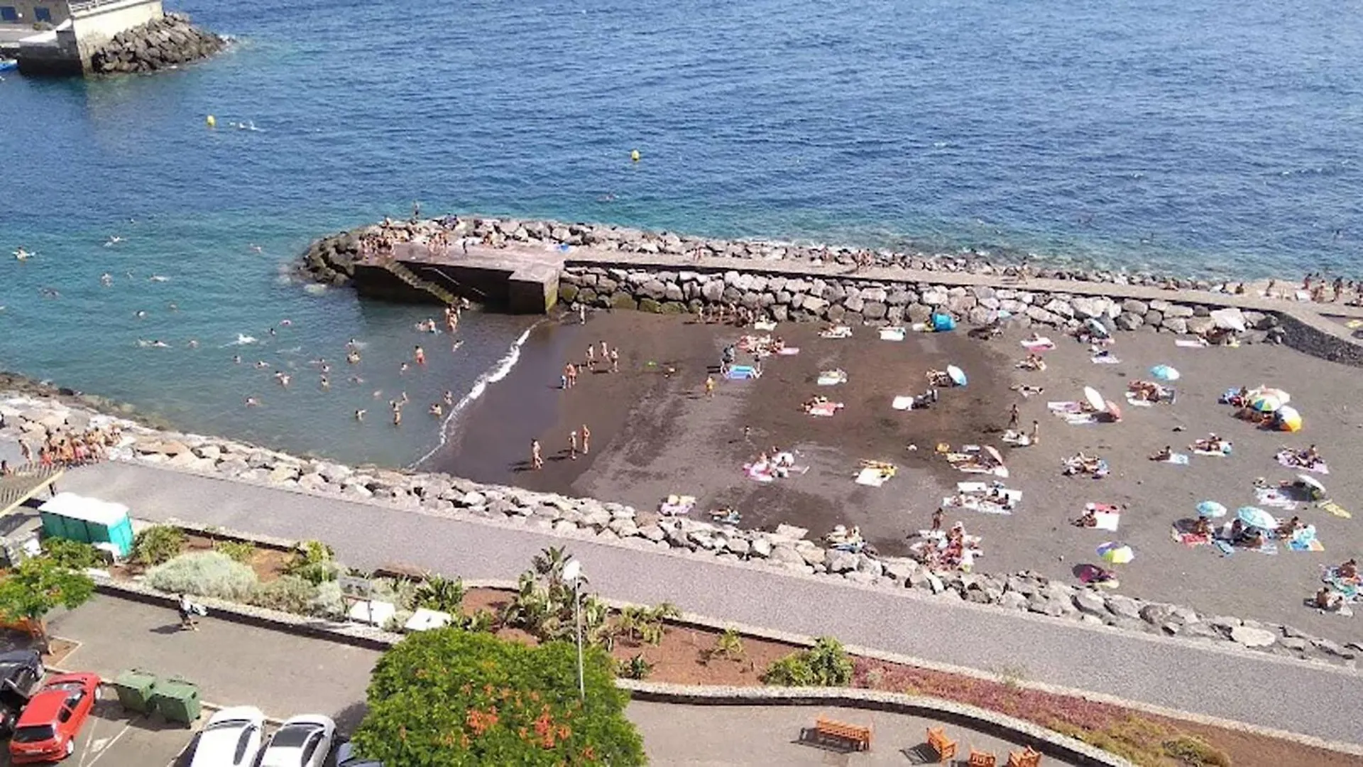Radazul Beachfront Apartment 0*,  Испания