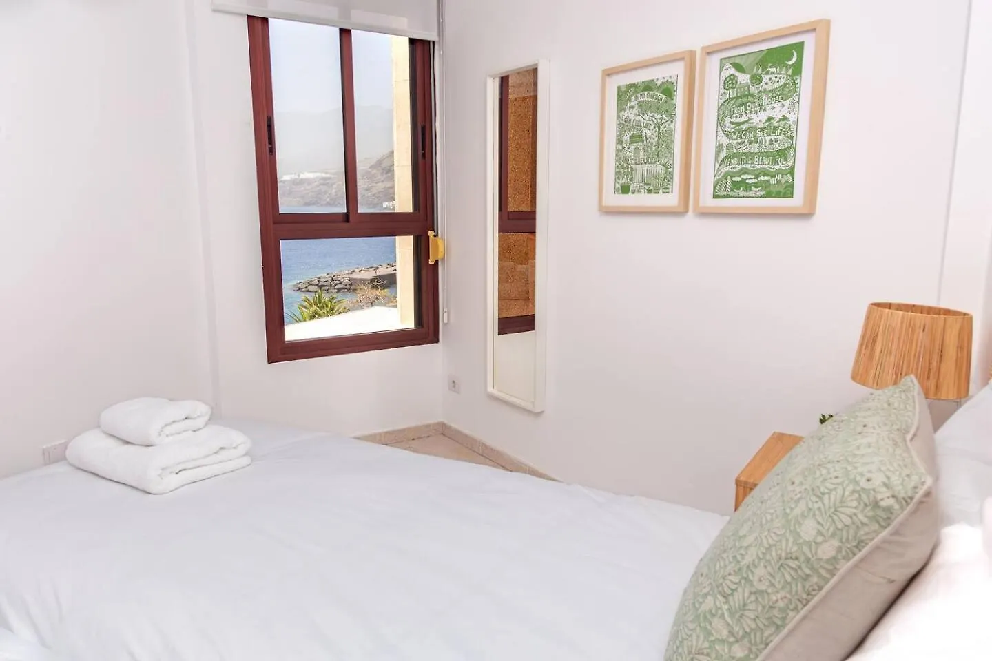 Radazul Beachfront Apartment