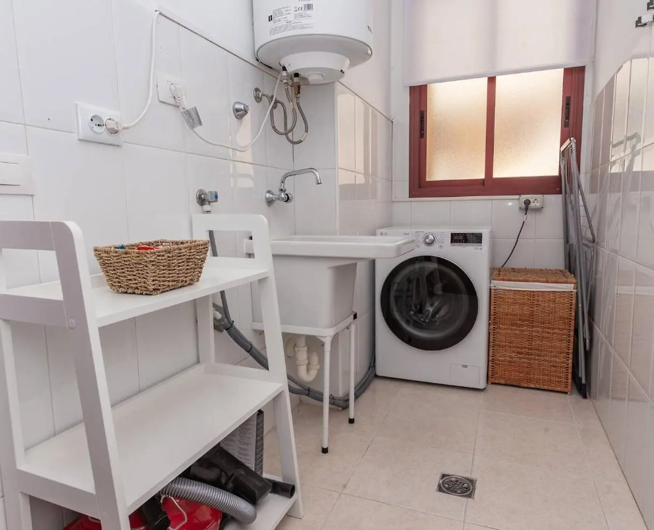 Radazul Beachfront Apartment Испания