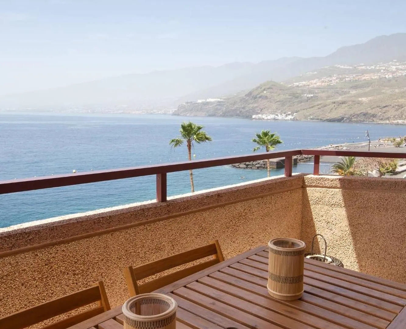 Radazul Beachfront Apartment